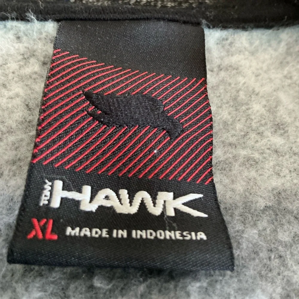 TONY HAWK HOODIE SIZE XL